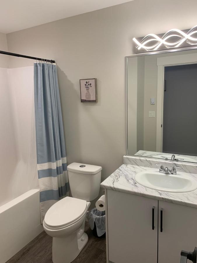 Modern 2Br Guest House In North นาไนโม ภายนอก รูปภาพ